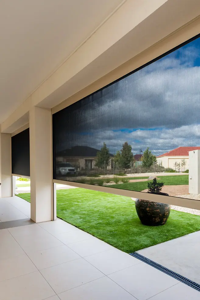 outdoor-blinds-moboile